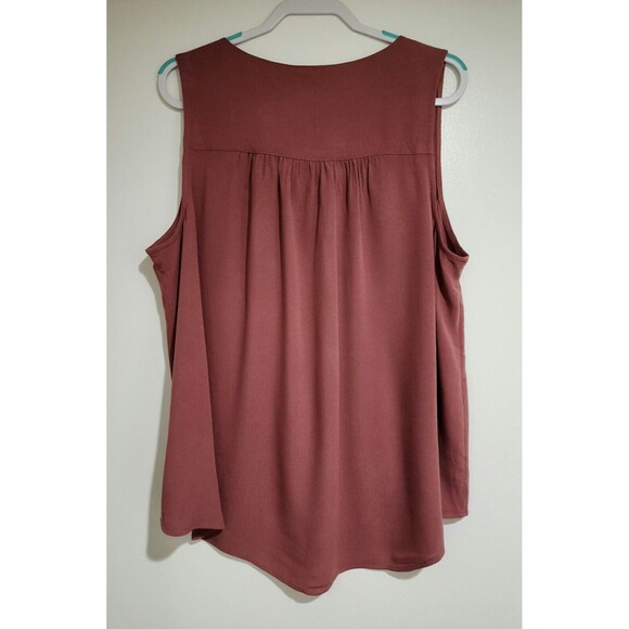 NWT Torrid Womens Sleeveless Crepe Tunic Shirt Dark Mauve Pullover US 2X (18-20) - Picture 2 of 10